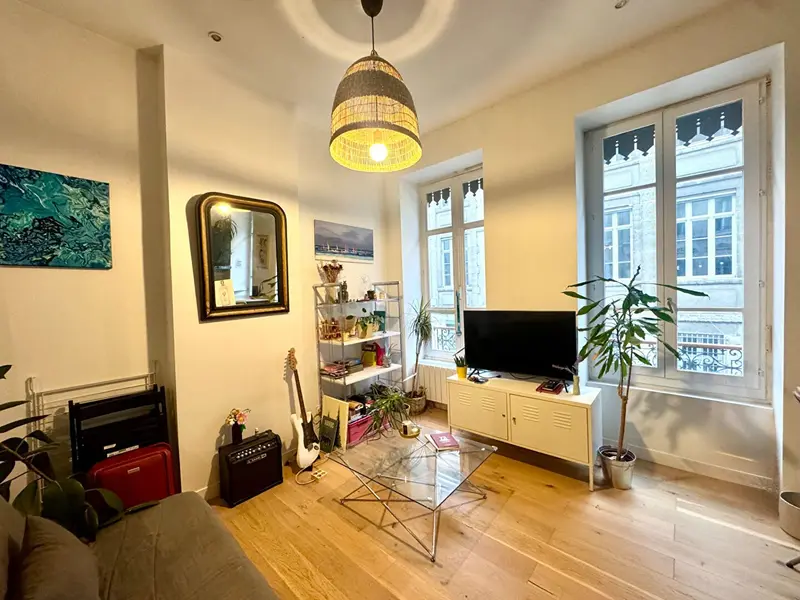 Appartement à vendre à LYON · Maison Conte