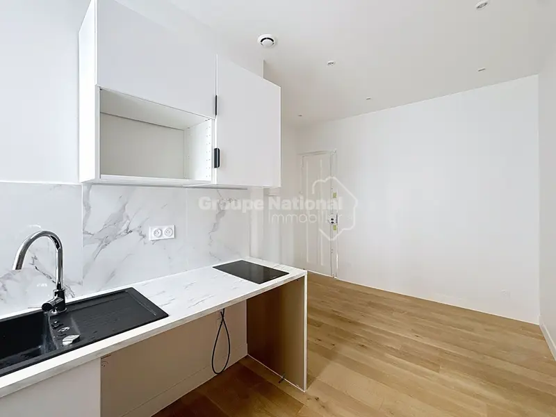 Appartement à vendre à VILLEURBANNE · Maison Conte