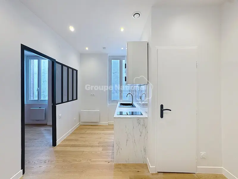 Appartement à vendre à VILLEURBANNE · Maison Conte