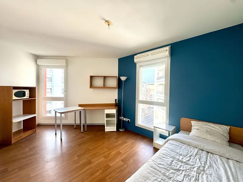 Appartement à vendre à VILLEURBANNE · Maison Conte
