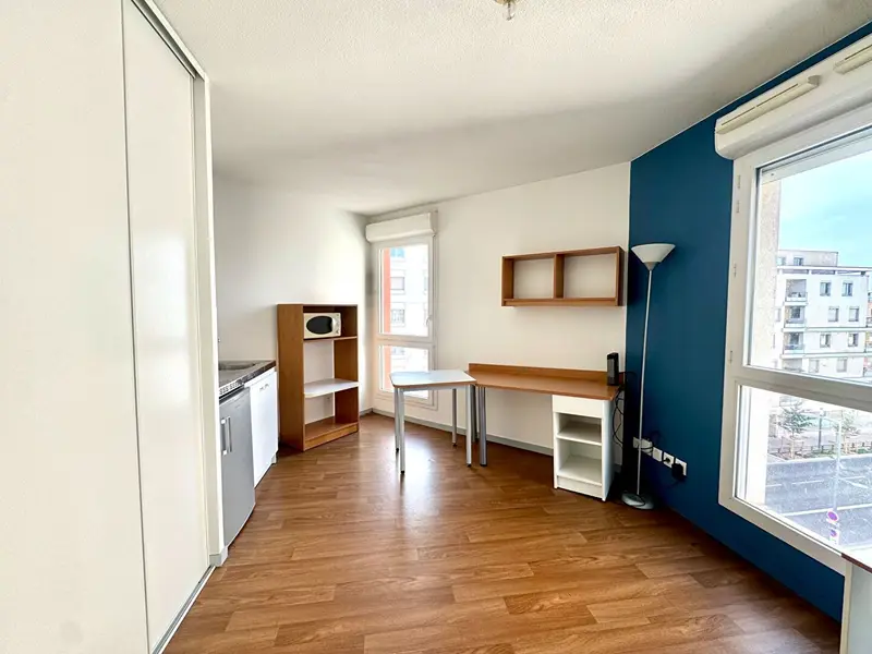 Appartement à vendre à VILLEURBANNE · Maison Conte