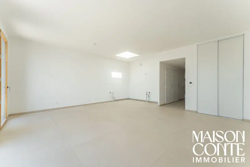 Appartement à vendre à LYON · Maison Conte