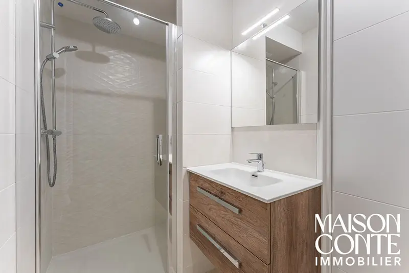 Appartement à vendre à LYON · Maison Conte