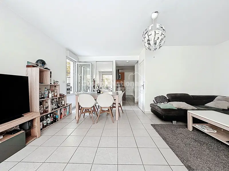 Appartement à vendre à LYON · Maison Conte