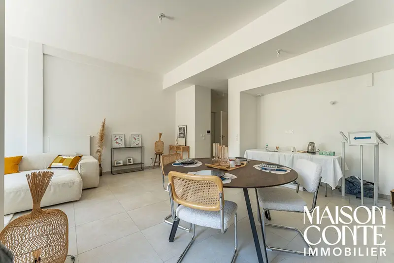 Appartement à vendre à LYON · Maison Conte